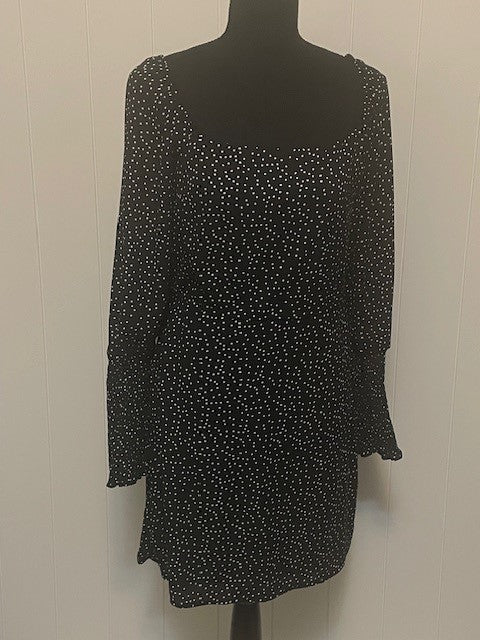 *CLEARANCE* Size Large - NWT Francesca's black and white polka dot dress